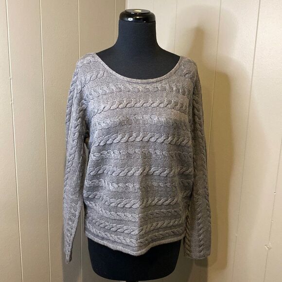 Tahari Women’s Medium Cable Knit Sweater Long Sleeve Crewneck - Picture 1 of 6